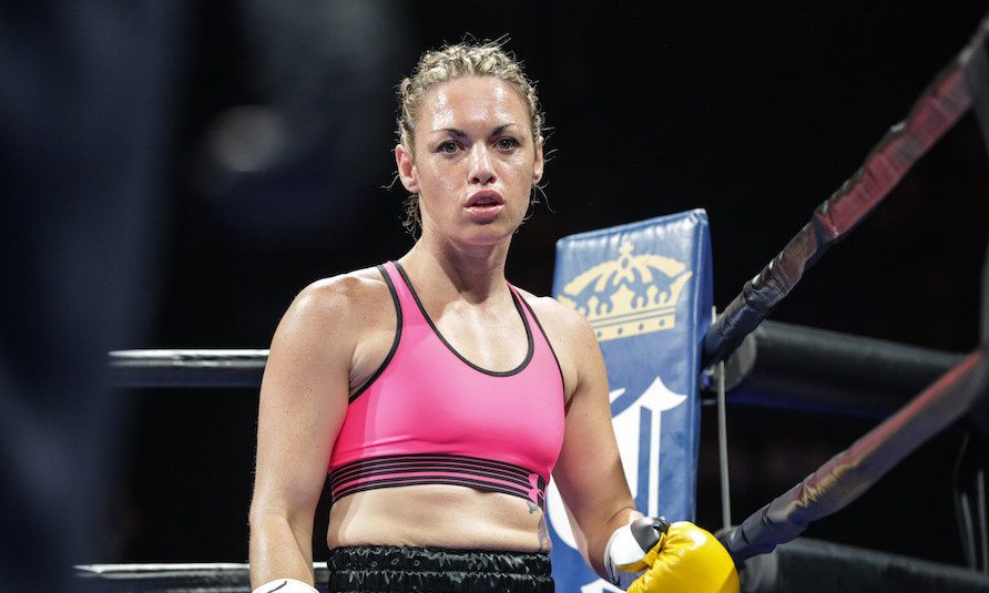 Bellator Nyc Heather Hardy Brooklyn Boxer Takes Swing At Mma